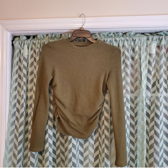 5/$25 - 3 PC Shein tops - Picture 5 of 7